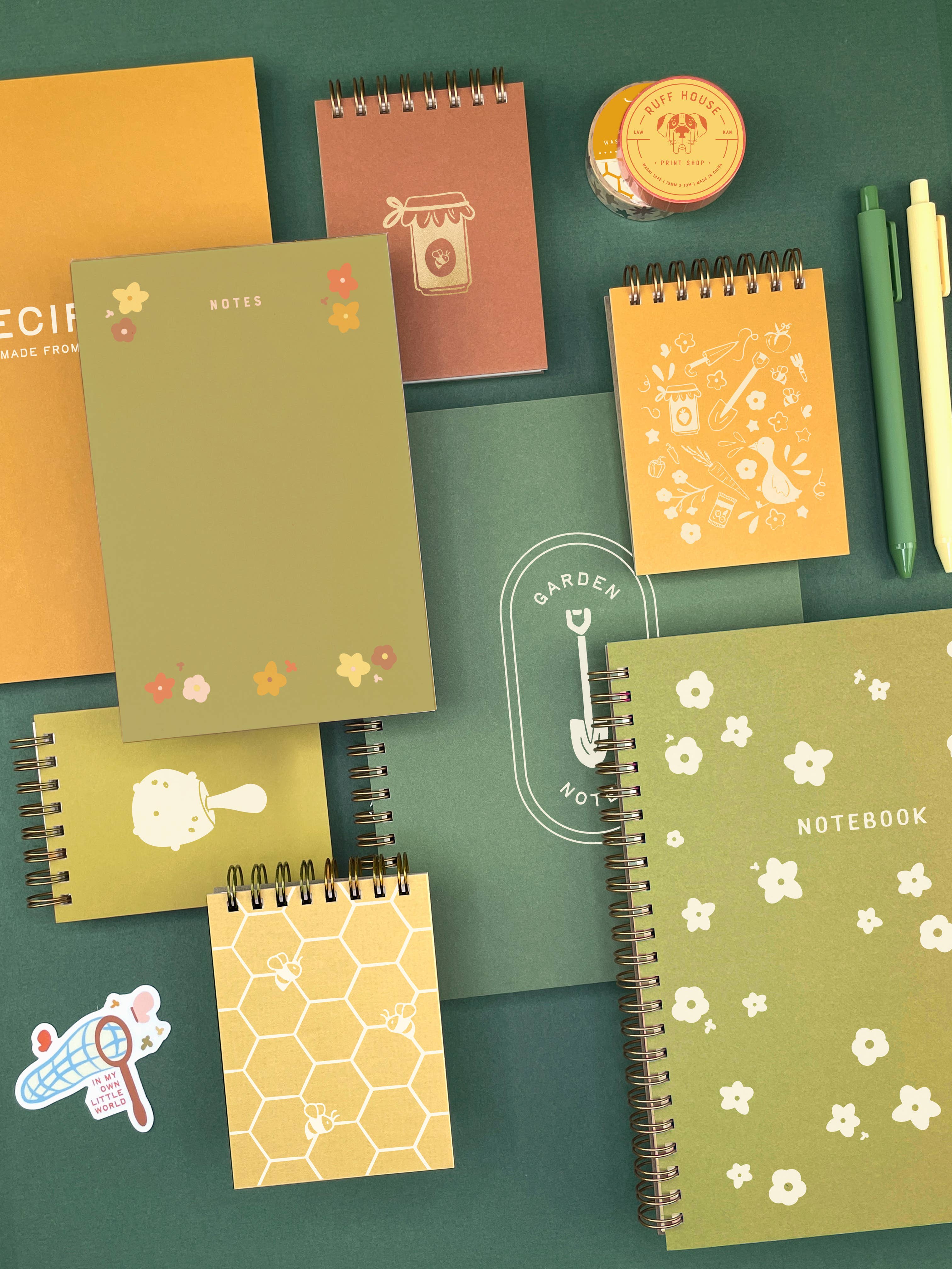 Garden Notes Journal : Lined Notebook