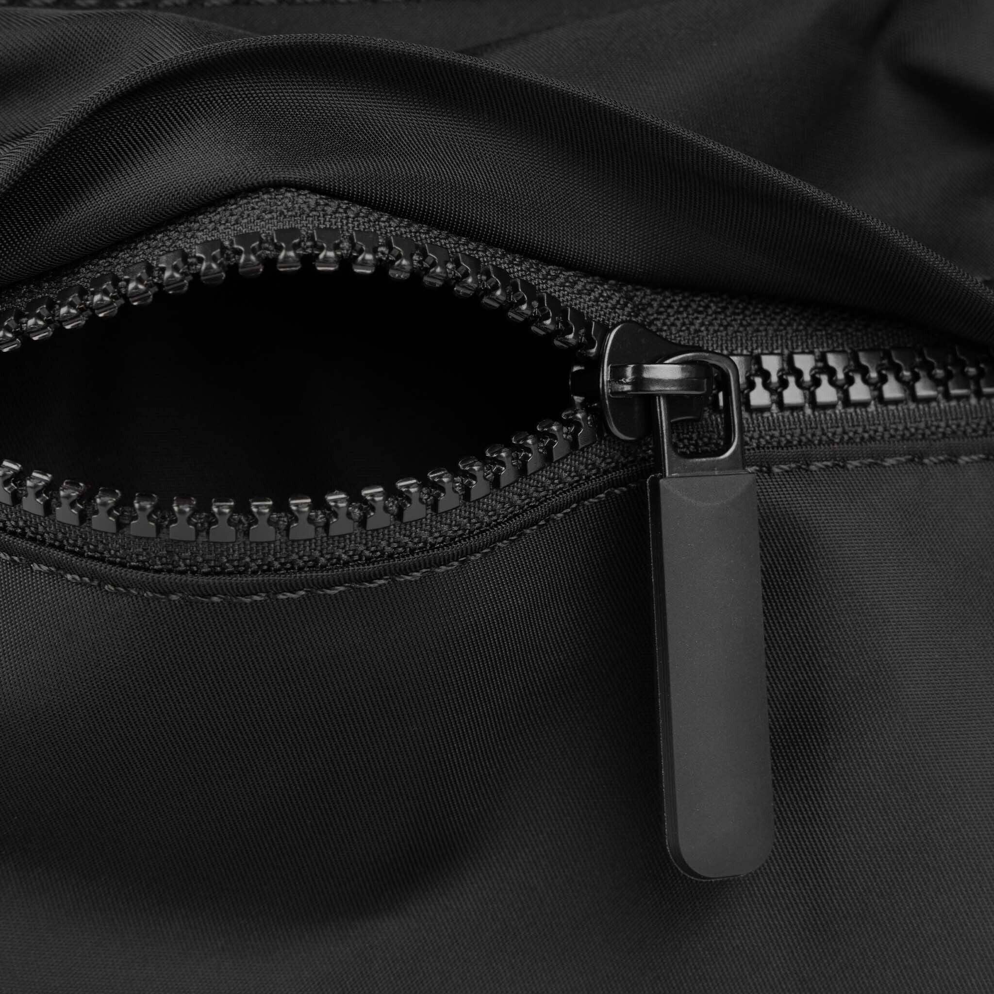 All Black Moorgate Messenger Bag in Black Nylon