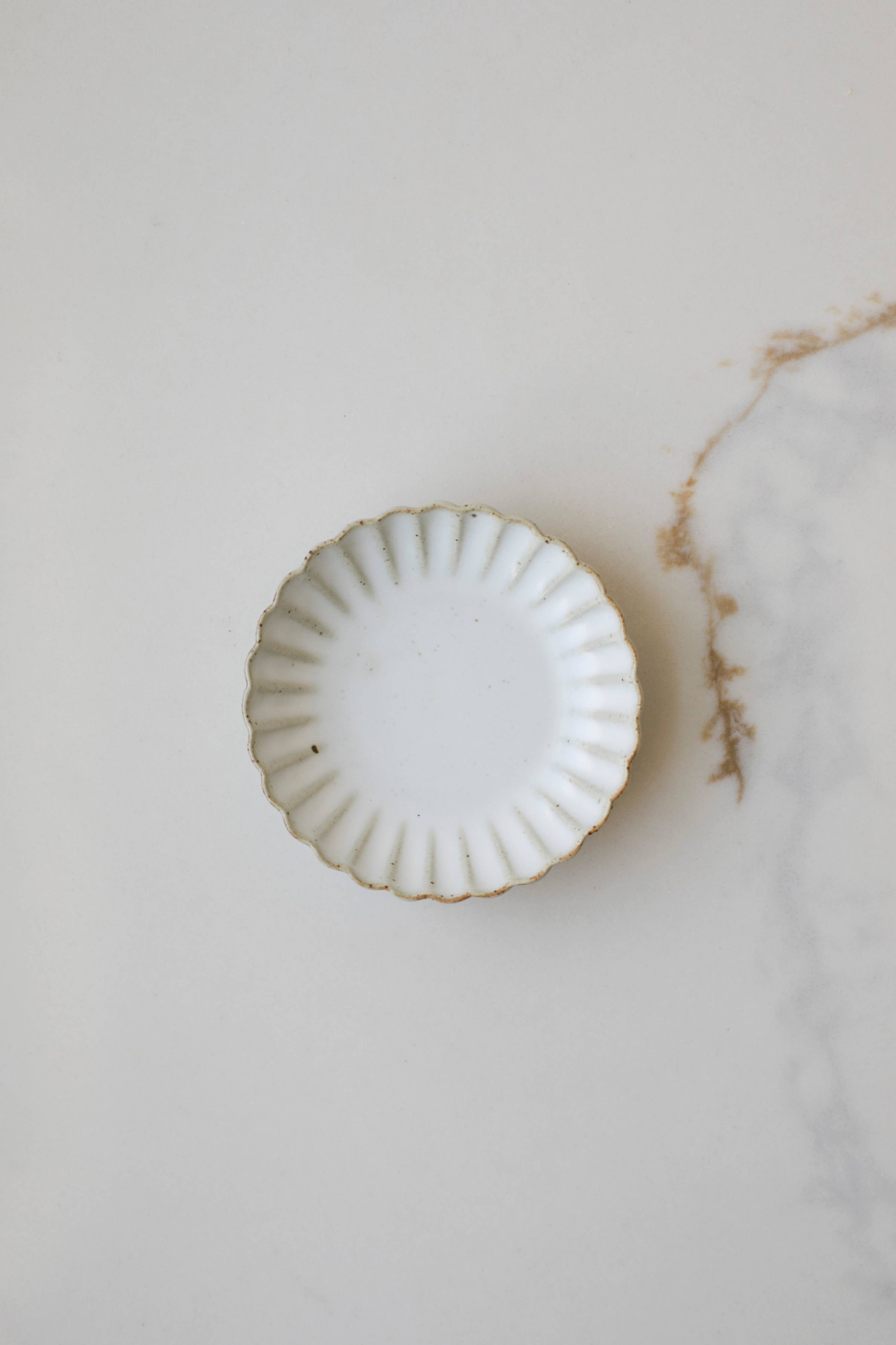 Small Scallop Plate