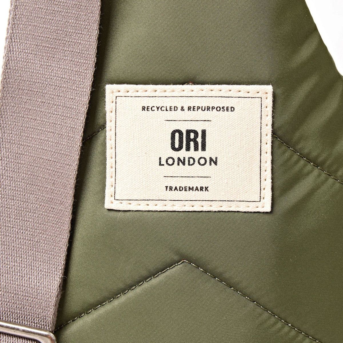 Willesden Sling Bag – Chive