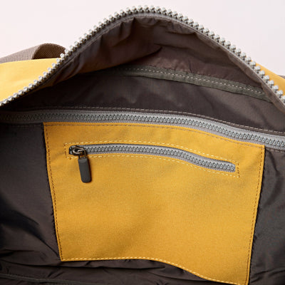 Gatwick Duffel Bag in Flax Canvas