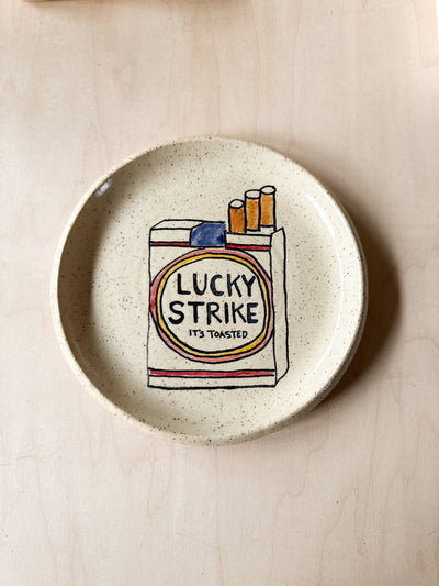 Lucky Strikes Pack Round Plate