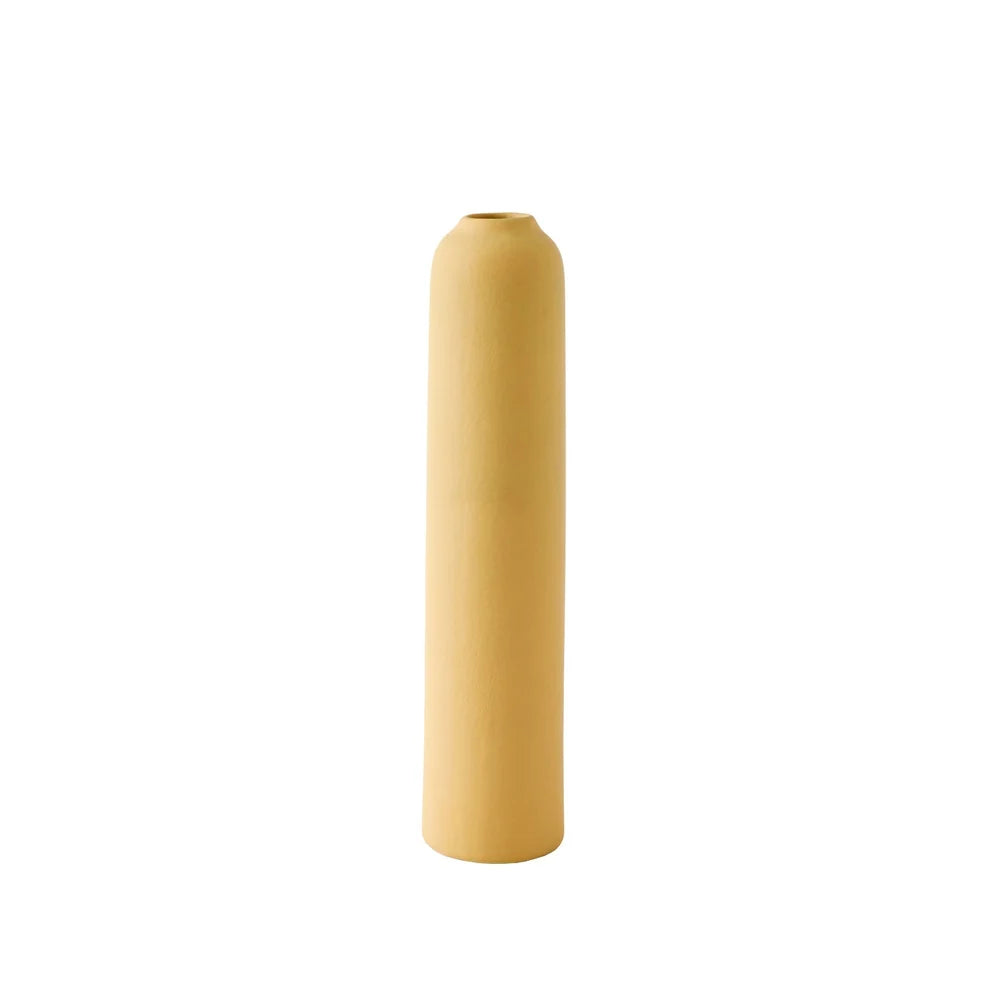 Silhouette No 7 Vase in Butter