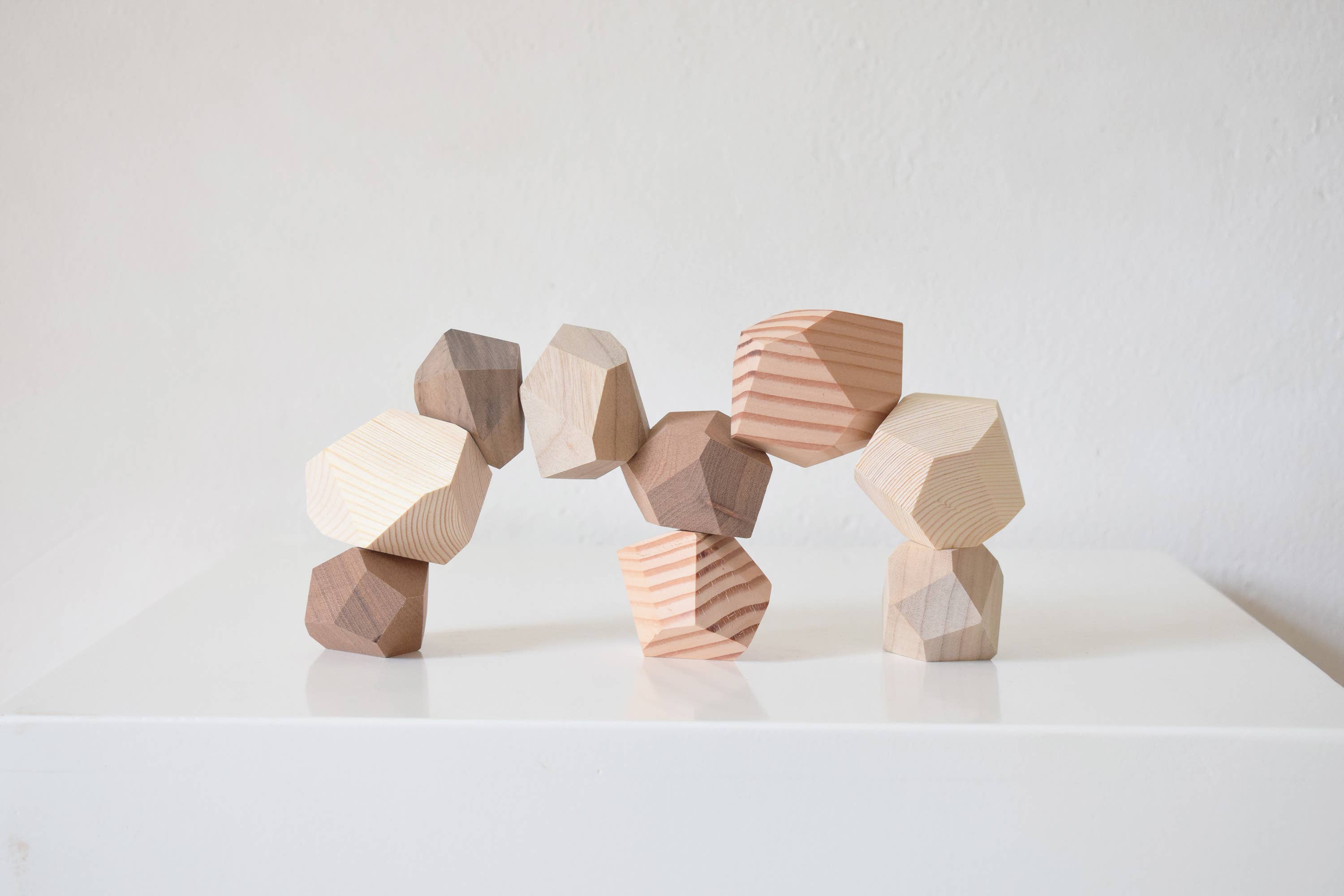 Five-Color Wooden Balance Stones – Mindful Gift for All Ages
